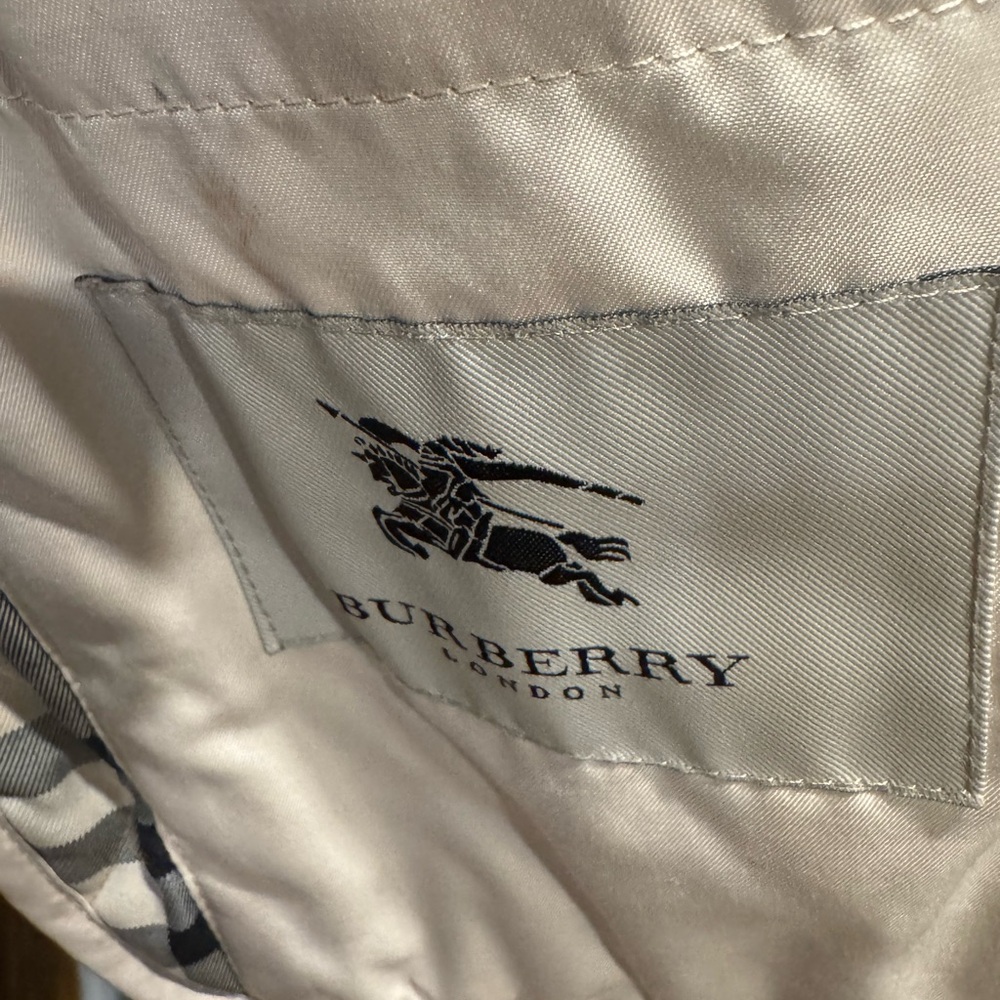burberry jacket - Picture 2 of 6